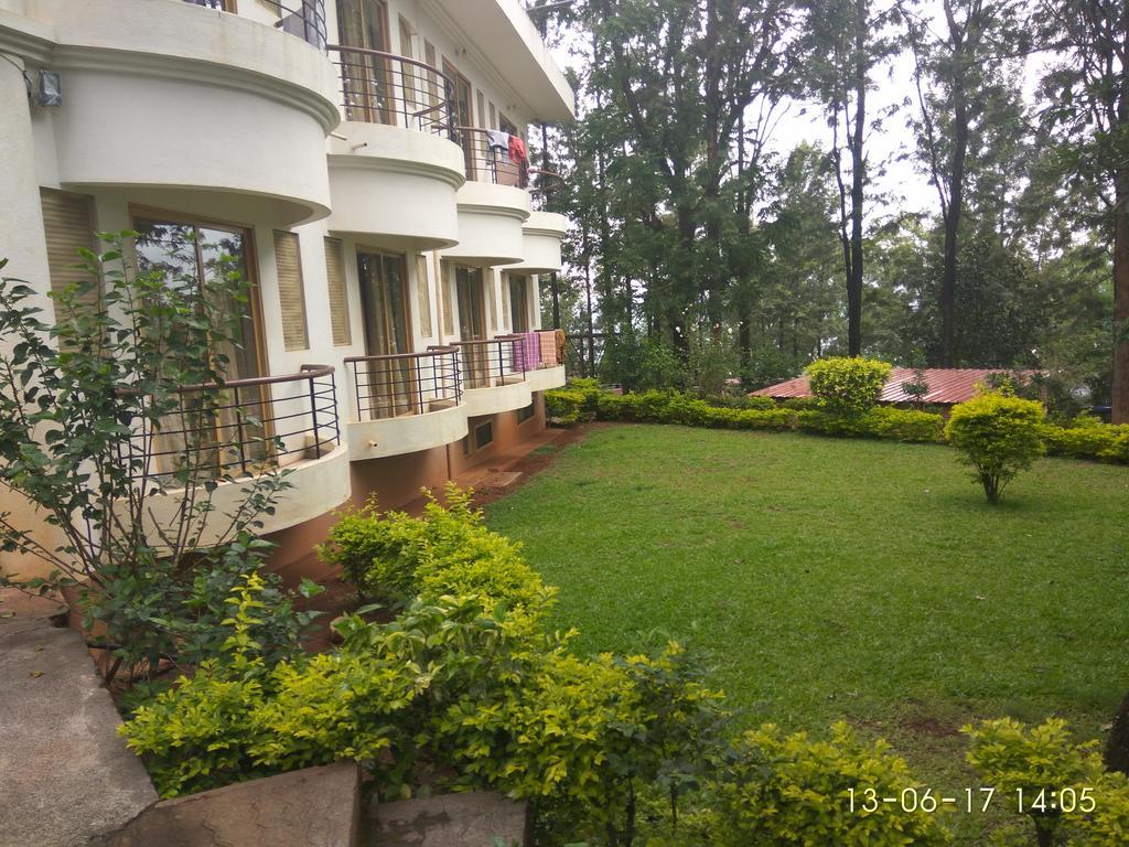 Trinity House Bed & Breakfast Panchgani Exterior photo